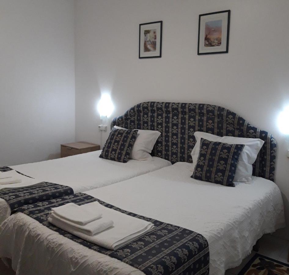 אלבאס Residencial Antonio Mocisso Guesthouse מראה חיצוני תמונה