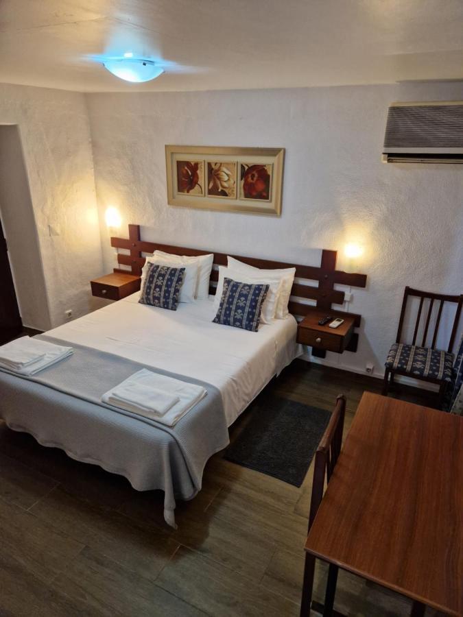 אלבאס Residencial Antonio Mocisso Guesthouse מראה חיצוני תמונה